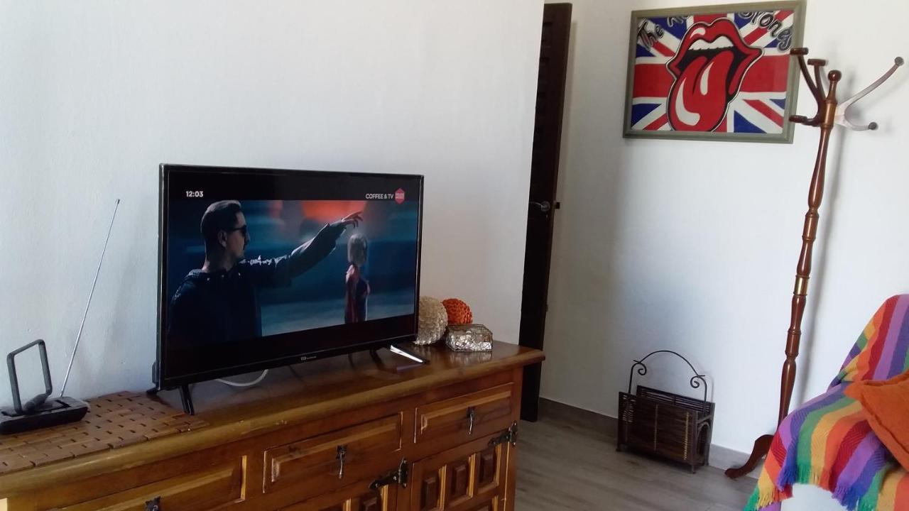 Apartamento Paraiso Del Sol เบนาคาราเฟ ภายนอก รูปภาพ